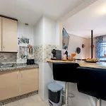 Apartman Cozy 2 Bedroom Duplex, Parking, Terrace, Office, Pool!