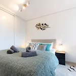 Cozy 2 Bedroom Duplex, Parking, Terrace, Office, Pool! Apartman Torremolinos