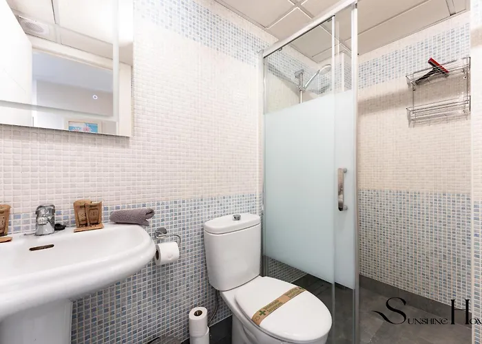 Apartmán Cozy 2 Bedroom Duplex, Parking, Terrace, Office, Pool! *