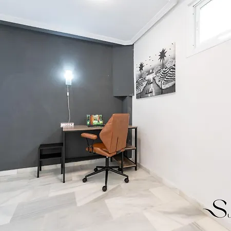 Cozy 2 Bedroom Duplex, Parking, Terrace, Office, Pool! Apartment Torremolinos
